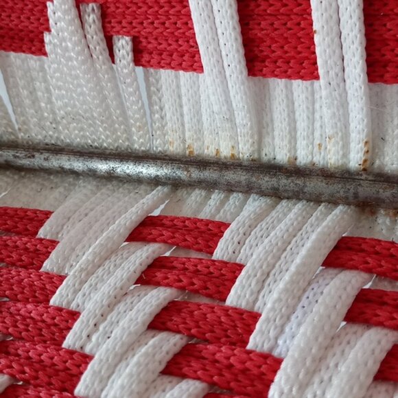 Vintage Red Wings Folding Lawn Chair - Picture 8 of 11